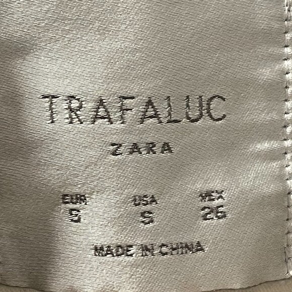 ZARA Trafaluc Button Down Shirt with Rolled-up Sleeve - Light Grey - Size S - Picture 4 of 6